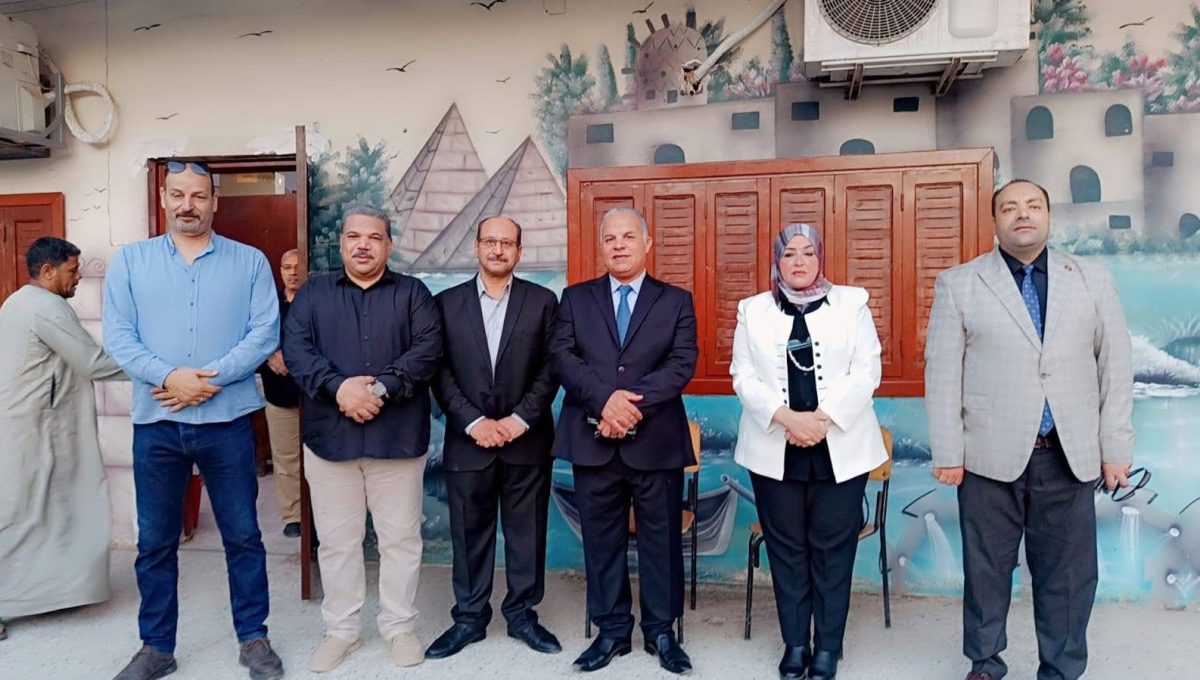 IMG 1618 اللغة الإنجليزية للشهادة الإعدادية 2026 قبل بدء اللجان.. وكيل تعليم الفيوم يتابع نقل أسئلة اللغة الإنجليزية للشهادة الإعدادية 2026 موقع في الجامعة