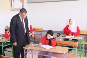 مدير تعليم الوادي الجديد يتابع امتحانات الإعدادية ويؤكد على الانضباط داخل اللجان 3 IMG 1869 امتحانات الإعدادية مدير تعليم الوادي الجديد يتابع امتحانات الإعدادية ويؤكد على الانضباط داخل اللجان موقع في الجامعة
