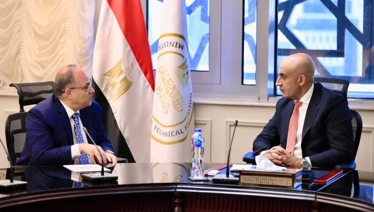 مدارس متخصصة في الصناعات الدوائية