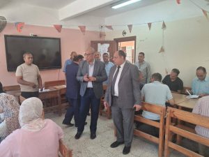 IMG 2321 امتحانات الشهادة الإعدادية مدير التعليم بالقليوبية يتابع تصحيح امتحانات الشهادة الإعدادية ويشدد: لا تهاون في الدرجات موقع في الجامعة