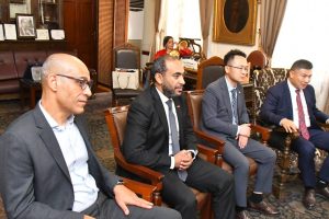 IMG 2479 قصر العيني يبحث التعاون مع شركة شراكة مصرية صينية مرتقبة.. قصر العيني يبحث التعاون مع شركة “ميندراي” الطبية موقع في الجامعة