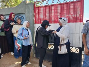 IMG 2974 امتحانات الثانوية العامة 12827 طالبًا يؤدون امتحانات الثانوية العامة داخل 34 لجنة بالإسماعيلية.. ووكيل الوزارة يشدد على الهدوء والانضباط موقع في الجامعة