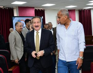 IMG 3006 امتحانات الثانوية العامة ببورسعيد 7428 طالبًا يؤدون امتحانات الثانوية العامة ببورسعيد.. والمحافظ يؤكد توفير الدعم الكامل للطلاب موقع في الجامعة
