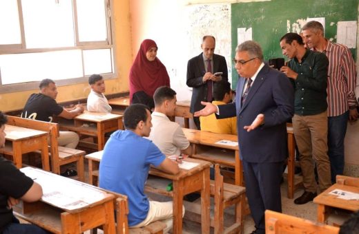 IMG 3013 طلاب الثانوية العامة 2026 بالفيوم محافظ الدقهلية يتابع امتحانات الثانوية العامة 2026 ببلقاس ويؤكد: لا تهاون مع أي معوقات داخل اللجان موقع في الجامعة
