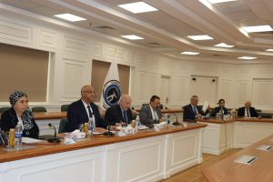 IMG 3081 مجلس أمناء جامعة الإسكندرية الأهلية مجلس أمناء جامعة الإسكندرية الأهلية يقر إنشاء برنامج “علوم التمريض” ويستعرض خطط التطوير للعام الجديد موقع في الجامعة