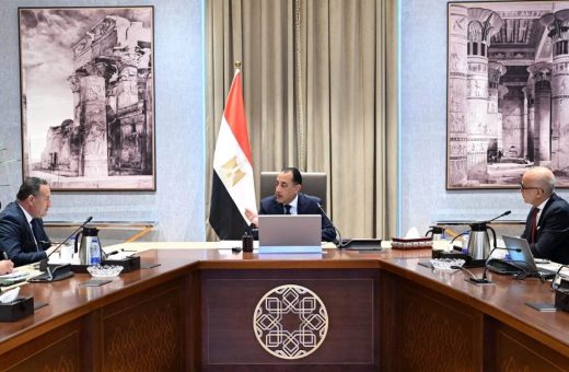 IMG 3100 1 التعليم العالي ومايكروسوفت كيف تصبح الجامعة المصرية ضمن الأفضل عالميًا؟.. تفاصيل نموذج “Tier 1” الجديد موقع في الجامعة