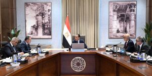 IMG 3102 المدينة الطبية بعين شمس رئيس الوزراء يستعرض تطورات المدينة الطبية بعين شمس وخطط تطوير التعليم العالي موقع في الجامعة