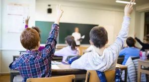 التقديم بالمدارس الرسمية للغات