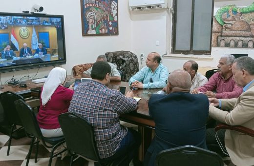 IMG 3214 امتحانات الثانوية العامة تعليم أسيوط: لا شكاوى داخل لجان امتحانات الثانوية العامة اليوم موقع في الجامعة