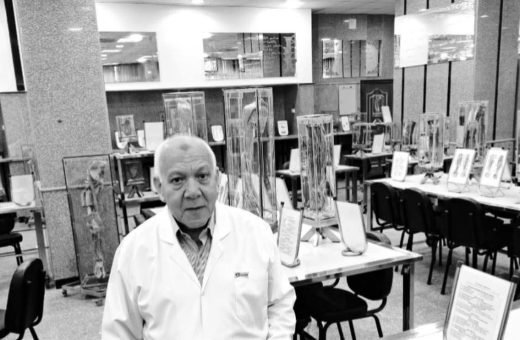 جامعة المنصورة تنعى أستاذ التشريح ومؤسس متحف التشريح بكلية الطب