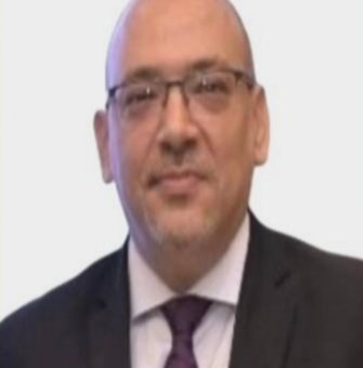 IMG ٢٠٢٦٠٦٠٤ ١٦٥٧٠٠ الجامعة المصرية الصينية تعيين الدكتور طارق أحمد زغلول وكيلًا لكلية الحقوق بجامعة عين شمس لشئون الدراسات العليا والبحوث موقع في الجامعة
