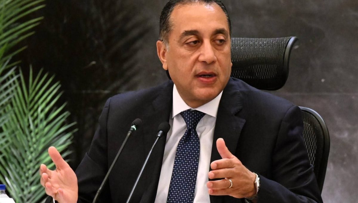 IMG ٢٠٢٦٠٦٠٤ ١٩٠٩٠٨ مدبولي يكشف إجراءات جديدة لضبط امتحانات الثانوية «تقليل اللجان وزيادة الرقابة».. مدبولي يكشف إجراءات جديدة لضبط امتحانات الثانوية العامة 2026 موقع في الجامعة
