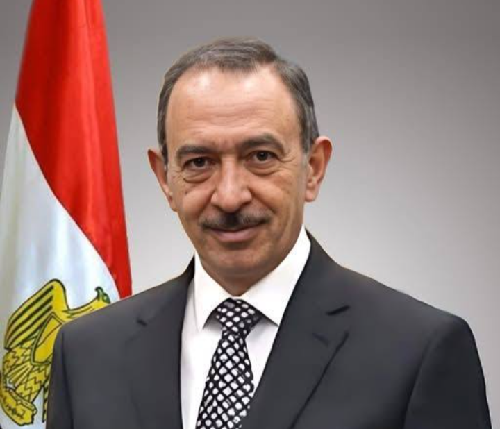 إحالة معلم للتحقيق وإيقافه عن العمل بعد نشر محتوى منسوب لامتحانات 