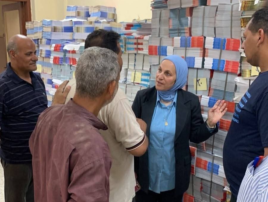 IMG ٢٠٢٦٠٦١٠ ٢٢٠٠٢٦ تعليم القاهرة يواصل العمل استعدادًا لإعلان النتائج من الكنترولات إلى مخازن الكتب.. تعليم القاهرة يواصل العمل استعدادًا لإعلان النتائج واستقبال العام الجديد موقع في الجامعة