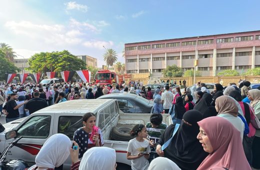 aa07e81a 855b 4816 bdac d3edeadeaaec امتحانات الثانوية العامة 2026 استعدادات مكثفة داخل 172 لجنة امتحانية بالشرقية قبل انطلاق امتحانات الثانوية العامة 2026.. انتظام التأمين ووصول المراقبين موقع في الجامعة
