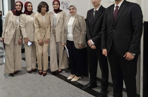 طلاب جامعة حلوان الأهلية