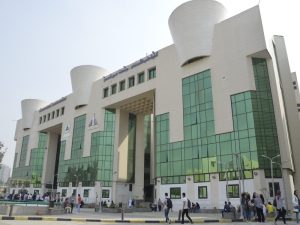 خصومات 25% على جراحة وزراعة الأسنان بجامعة عين شمس