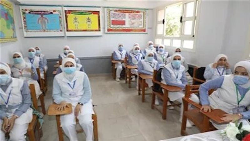 393 التقديم بمدارس التمريض الحكومية للعام الدراسي لطلاب الإعدادية.. وزارة الصحة تفتح باب التقديم بمدارس التمريض الحكومية للعام الدراسي 2026-2027 موقع في الجامعة