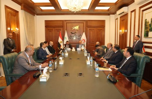 بروتوكول تعاون بين الجامعة المصرية الصينية والهيئة القومية للبريد