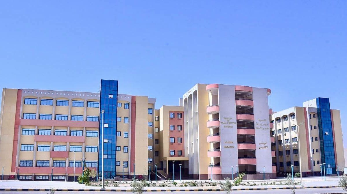 FB IMG 1783270000792 جامعة سوهاج تعتمد نتائج طب الأسنان.. 86.85% نسبة النجاح بالفرقة الثانية و34.23% بالأولى موقع في الجامعة