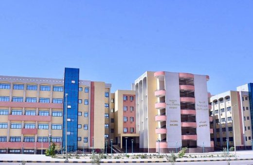FB IMG 1783270000792 جامعة عين شمس تفتح باب التقديم لبرنامج الإدارة جامعة سوهاج تعتمد نتائج طب الأسنان.. 86.85% نسبة النجاح بالفرقة الثانية و34.23% بالأولى موقع في الجامعة