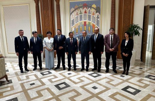 FB IMG 1783411859053 جامعة سوهاج تفتح باب التقديم بمركز اللغات مصر وأوزبكستان تبحثان إنشاء مراكز تميز مشتركة في الطب والطاقة والهيدروجين الأخضر.. تفاصيل موقع في الجامعة
