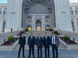 مصر وأوزبكستان تبحثان إنشاء مراكز تميز مشتركة في الطب والطاقة والهيدروجين الأخضر.. تفاصيل 3 مصر وأوزبكستان تبحثان إنشاء مراكز تميز مشتركة في الطب والطاقة والهيدروجين الأخضر