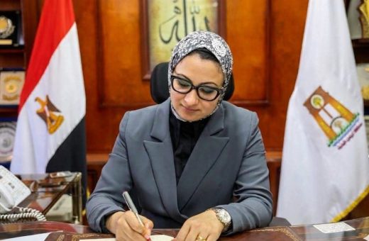 محافظ الوادي الجديد تعتمد تنسيق المرحلة الأولى للقبول بالصف الأول الثانوي