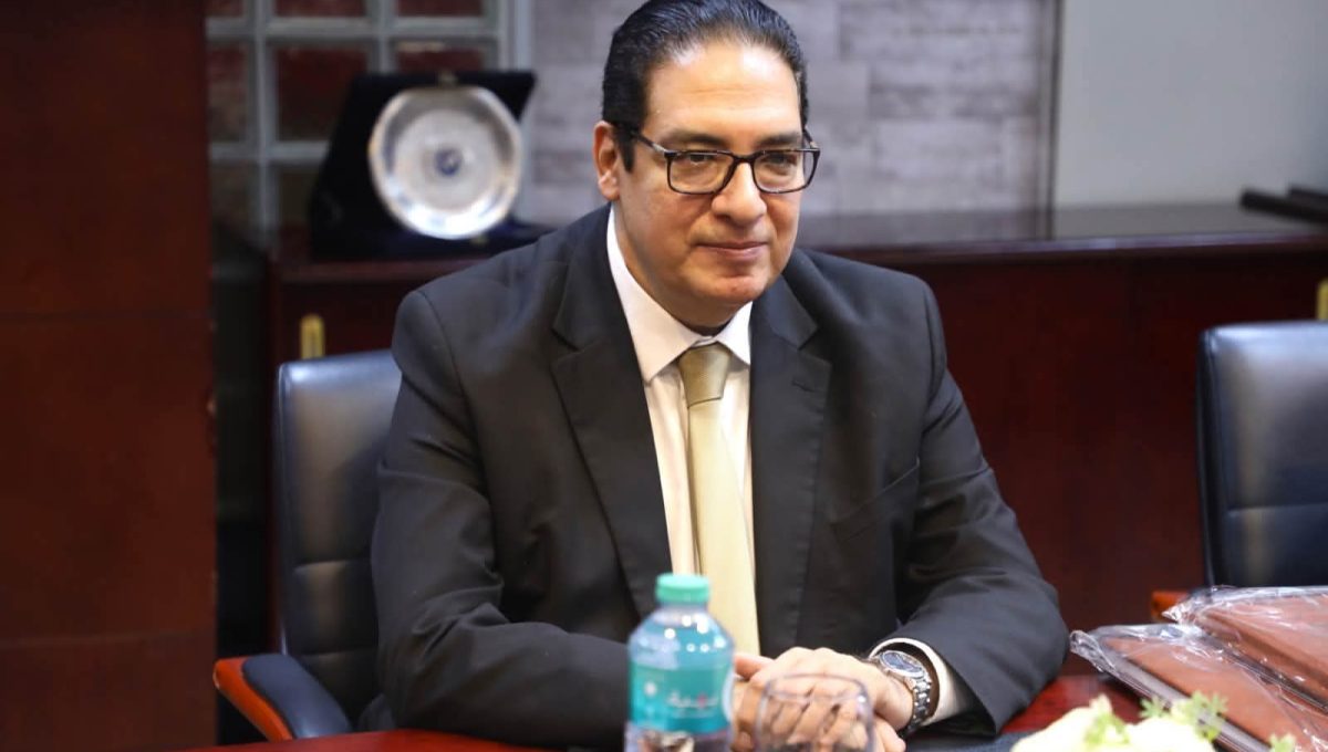 رئيس جامعة القاهرة