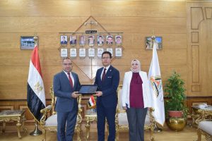 جامعة بنها تبحث مع جامعة الفارابي العراقية تعزيز التعاون الأكاديمي والبحثي وبرامج الدراسات العليا 2 جامعة بنها تبحث مع جامعة الفارابي العراقية تعزيز التعاون