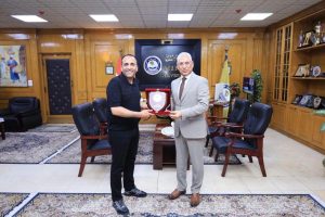 FB IMG 1783941998056 جامعة المنيا جامعة المنيا تبحث تعزيز التعاون مع جامعة اللوتس وتدريب الطلاب بالمستشفيات الجامعية موقع في الجامعة