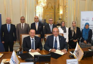 FB IMG 1783968295522 جامعة عين شمس توقع بروتوكولًا لتجهيز وحدة زرع نخاع بتكلفة 60 مليون جنيه.. جامعة عين شمس توقع بروتوكولًا لتجهيز وحدة زرع نخاع الأطفال موقع في الجامعة