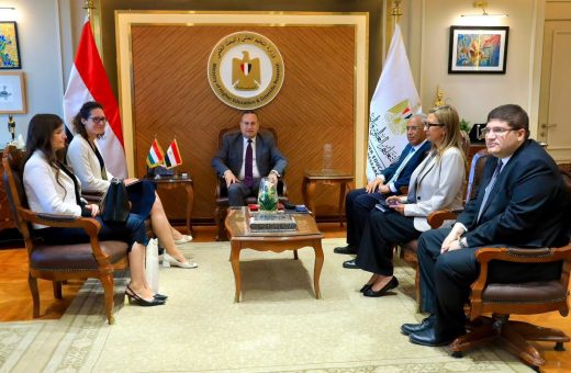 FB IMG 1784013612117 اختبارات القدرات 2026 200 منحة دراسية سنويًا.. التعليم العالي يبحث مع المجر تجديد برنامج المنح وتعزيز التعاون الأكاديمي موقع في الجامعة
