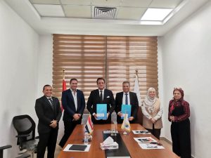 FB IMG 1784395392516 جامعة بنها الأهلية توقع بروتوكولي تعاون مع كريازي جامعة بنها الأهلية توقع بروتوكولي تعاون مع كريازي وأوراسكوم لتدريب الطلاب وتأهيلهم لسوق العمل موقع في الجامعة