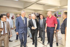 رئيس جامعة المنيا يتفقد مجمع الاستقبال والطوارئ ويعلن إنشاء مستشفى جديد للحروق والسموم بسعة 500 سرير 4 FB IMG 1784475637772 رئيس جامعة المنيا يتفقد مجمع الاستقبال والطوارئ رئيس جامعة المنيا يتفقد مجمع الاستقبال والطوارئ ويعلن إنشاء مستشفى جديد للحروق والسموم بسعة 500 سرير موقع في الجامعة