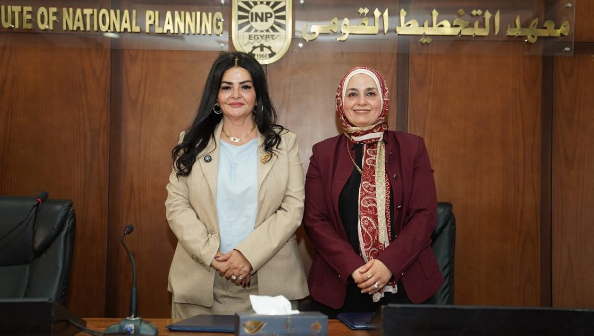 منتدى الخمسين وجامعة 6 أكتوبر يوقعان بروتوكول تعاون للتدريب والتوظيف
