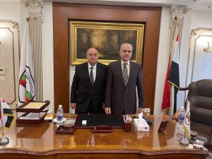 جامعة أسوان ونادي قضاة مصر يبحثان إطلاق برامج متخصصة 