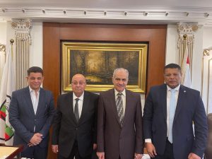 IMG 20260702 WA0225 جامعة أسوان ونادي قضاة مصر يبحثان إطلاق برامج متخصصة جامعة أسوان ونادي قضاة مصر يبحثان إطلاق برامج متخصصة لدعم العدالة الرقمية والتحول الرقمي موقع في الجامعة