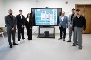 تطبيق ذكي جديد من جامعة مصر للمعلوماتية لمتابعة كبار السن والأطفال وإرسال تنبيهات الطوارئ 3 تطبيق ذكي جديد من جامعة مصر للمعلوماتية لمتابعة كبار السن والأطفال