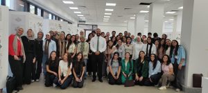 IMG 20260706 WA0013 مشروعات مبتكرة لطلاب عمارة الجامعة الألمانية مشروعات مبتكرة لطلاب عمارة الجامعة الألمانية توظف أحدث التقنيات الرقمية في التصميم المعماري موقع في الجامعة