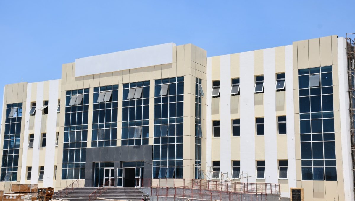 IMG 20260710 WA0012 1 مستشفيات جامعة قناة السويس تحقق طفرة مستشفيات جامعة قناة السويس تحقق طفرة في الخدمات الصحية.. 6,689 عملية جراحية و1.45 مليون تحليل موقع في الجامعة