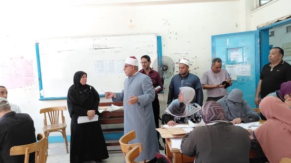 IMG 20260713 WA0032 تصحيح امتحانات الثانوية الأزهرية 2026 تصحيح امتحانات الثانوية الأزهرية 2026.. رئيس منطقة القاهرة يؤكد: ضرورة الالتزام الكامل بنماذج الإجابة موقع في الجامعة