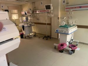 IMG 20260713 WA0121 1 رئيس جامعة أسوان يتفقد الحضانات ويؤكد انتظام العمل بعد السيطرة على الحريق.. رئيس جامعة أسوان يتفقد الحضانات ويؤكد انتظام العمل بالمستشفى دون تأثر موقع في الجامعة