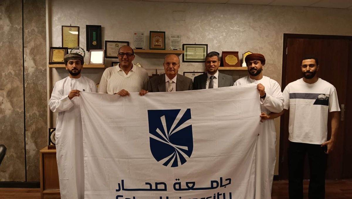IMG 20260719 WA0052 جامعة العبور تستقبل وفدًا من طلاب جامعة صحار جامعة العبور تستقبل وفدًا من طلاب جامعة صحار العُمانية ضمن برنامج التبادل الطلابي العربي موقع في الجامعة
