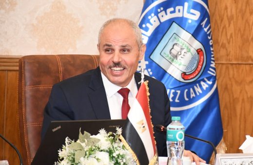 IMG 20260720 WA0055 لطلاب الثانوية العامة 2026.. كلية التجارة بجامعة قناة السويس تنظم ملتقى للتعريف ببرامجها الأكاديمية الجديدة موقع في الجامعة