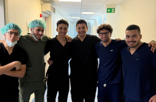 طلاب طب جامعة باديا يشاركون في تدريب إكلينيكي بالمعهد القومي للأورام