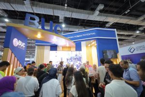 IMG 20260729 WA0033 1 جامعة بدر بالقاهرة (BUC) جامعة بدر بالقاهرة (BUC) تشهد إقبالًا كبيرًا من طلاب الثانوية العامة في معرض EDU Gate موقع في الجامعة
