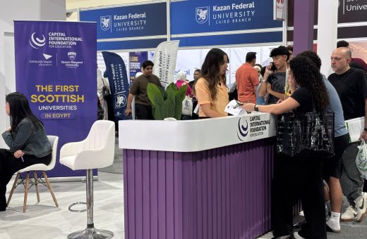 IMG 20260729 WA0038 جامعة سيناء إقبال لافت على جناح مؤسسة العاصمة التعليمية خلال معرض EDU Gate للتعليم العالي.. صور  موقع في الجامعة