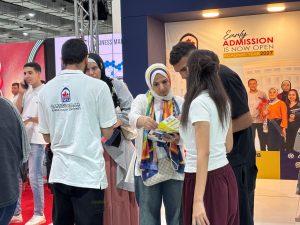 IMG 20260729 WA0162 الجامعة الكندية بالأهرام إقبال لافت على جناح الجامعة الكندية بالأهرام خلال مشاركتها في معرض EDU Gate للتعليم العالي موقع في الجامعة