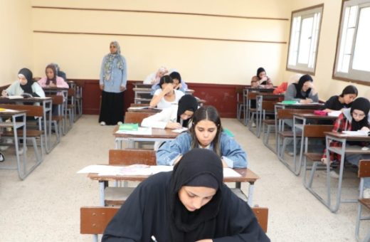 IMG 1239 الخلاصة في الفيزياء 2026 الخلاصة في الفصلين الثالث والرابع فيزياء 2026.. 62 سؤالًا متوقعًا موقع في الجامعة